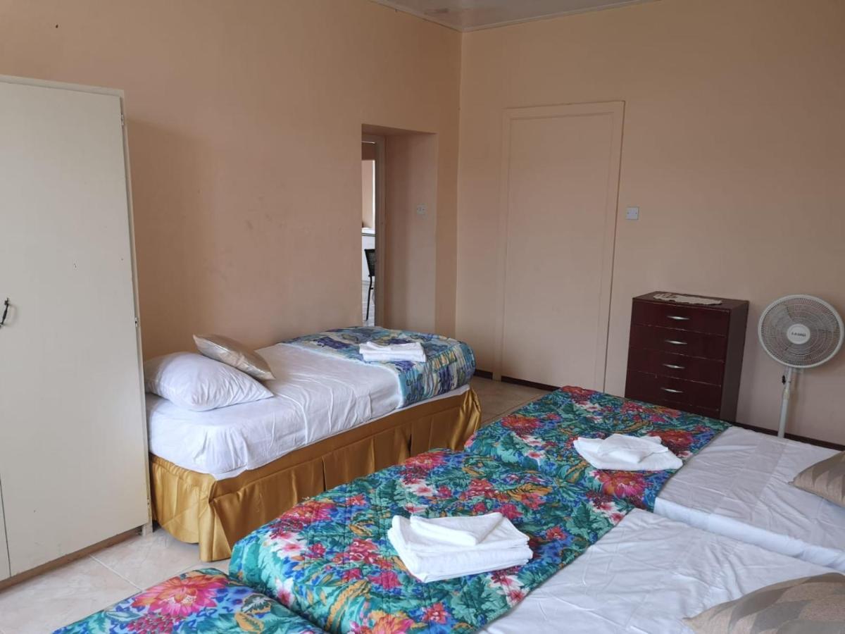 Ventnor House Apartments Bridgetown Dış mekan fotoğraf