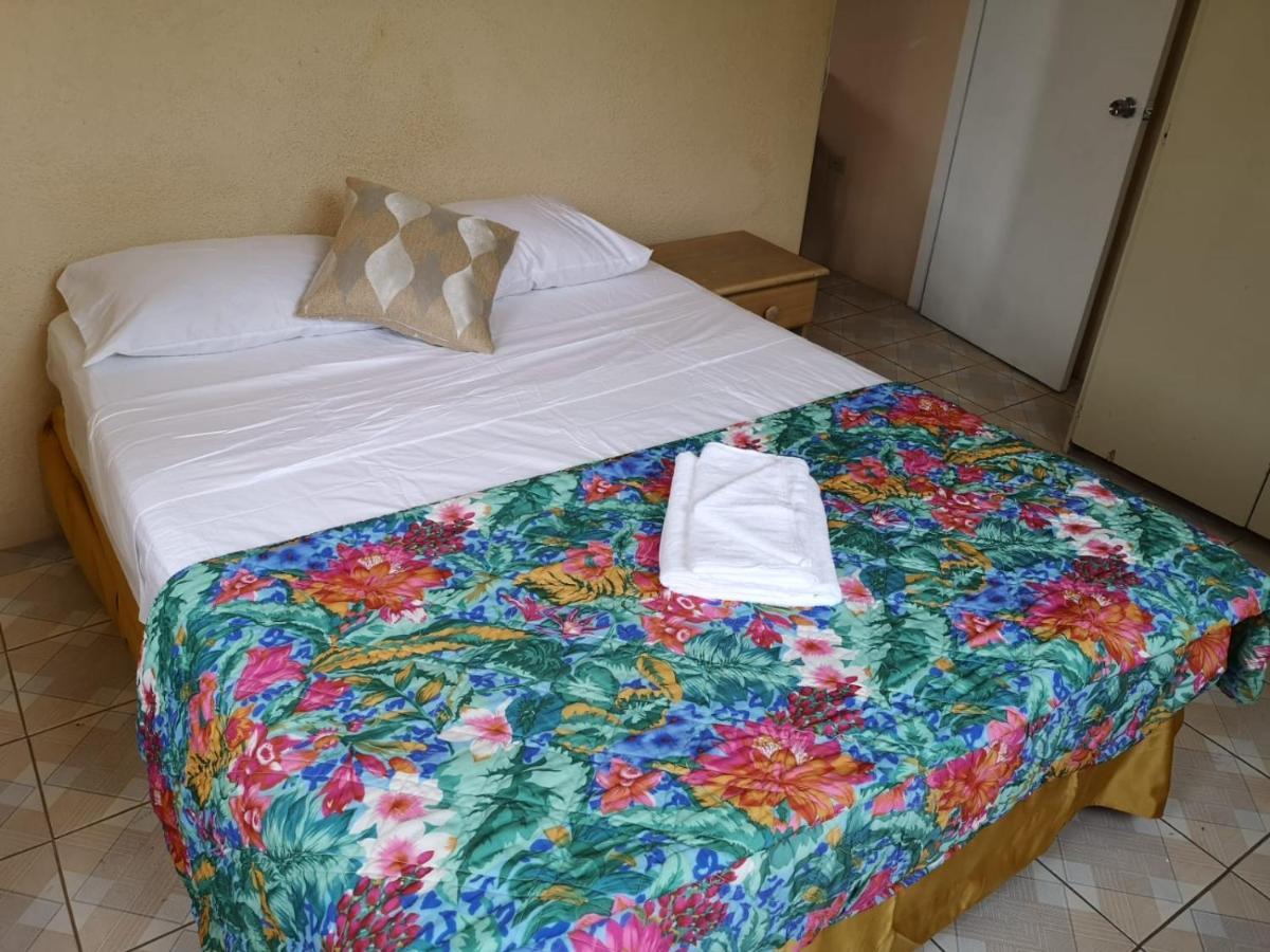 Ventnor House Apartments Bridgetown Dış mekan fotoğraf